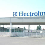 Crisi elettrodomestici, alla Electrolux di Porcia si prospettano esuberi per 76 addetti