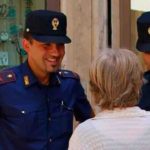 Signora di 87 anni non abbocca alla truffa, chiama la Polizia e fa arrestare il truffatore