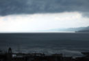 Aggiornata l’allerta meteo, da giallo ad arancione: rischio temporali forti su pianura e costa, scatta il preallarme