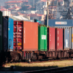 Rimosso l’emendamento sulla tassa sui container, scampato pericolo per i porti