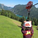 Inaugurata a Sauris la Zipline più lunga d’Europa: giù lungo un cavo a 100 m d’altezza per 3km