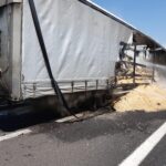 A fuoco mezzo pesante sull'A4 tra Villesse e Palmanova, tratto autostradale chiuso
