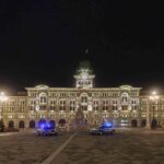 Giro in centro la mezzanotte di Capodanno a Trieste: la città deserta, video e foto