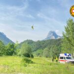 Incidenti in montagna: scontro tra due parapendii e caduta di 50 metri in parete