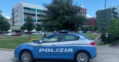 Udine: ladro acrobata colto con le mani nel sacco, arrestato. Recuperata la refurtiva
