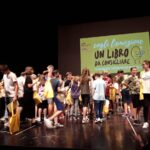 La  premiazione  del concorso per giovani lettori appassionati  di "Un libro da Consigliare 2021" al Teatro Comunale di Monfalcone