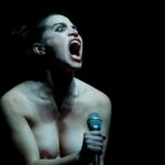 Fuori abbonamento “La merda” di Ceresoli con l’interpretazione della pluripremiata Silvia Gallerano al teatro Bobbio