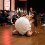 “It’s Red!” di e con Gaia Mencagli all’Hangar Teatri di Trieste