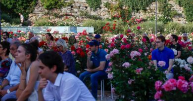 Al Parco San Giovanni di Trieste al via la rassegna “Rose Libri Musica Vino”