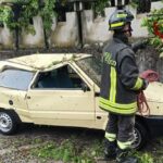 Temporali hanno provocato blackout, caduta di alberi e danni alle coperture. Allerta meteo ancora attiva