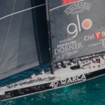 Arca sgr vince la 55ª edizione della regata "Barcolana", conclusa alla prima boa per mancanza di vento