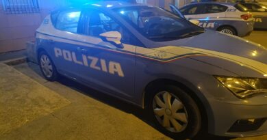 Colto in flagrante mentre deruba una pizzeria, arrestato rapinatore