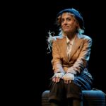 “La felicità di Emma”: uno spettacolo intenso con Rita Pelusio alla Sala Bartoli al Politeama
