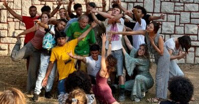 “Radici in movimento”: al Civiform è andato in scena lo spettacolo interpretato dai ragazzi