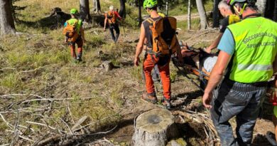 Si infortuna a una gamba vicino al passo Pura, soccorsa escursionista