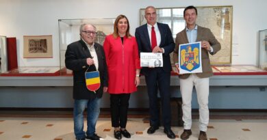 “Vlad Tepes, Dracula: Storia, Leggenda, Attualità” la nuova esposizione nel Museo Postale e Telegrafico della Mitteleuropa di Poste Italiane a Trieste