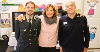 La Guardia di Finanza scopre e sequestra 315.000 abiti contraffatti e dona i capi di copertura alla Fondazione Luchetta