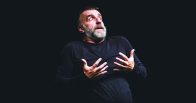 Per celebrare Dario Fo il suo “Mistero buffo” con  Ugo Dighero alla Sala Bartoli del Rossetti