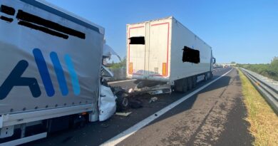 Grave incidente in A4 tra Portogruaro e San Stino: furgone tampona un camion, muore il conducente