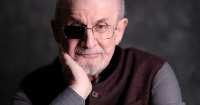 Pordenonelegge, apertura con Salman Rushdie, chiusura con il presidente Mattarella